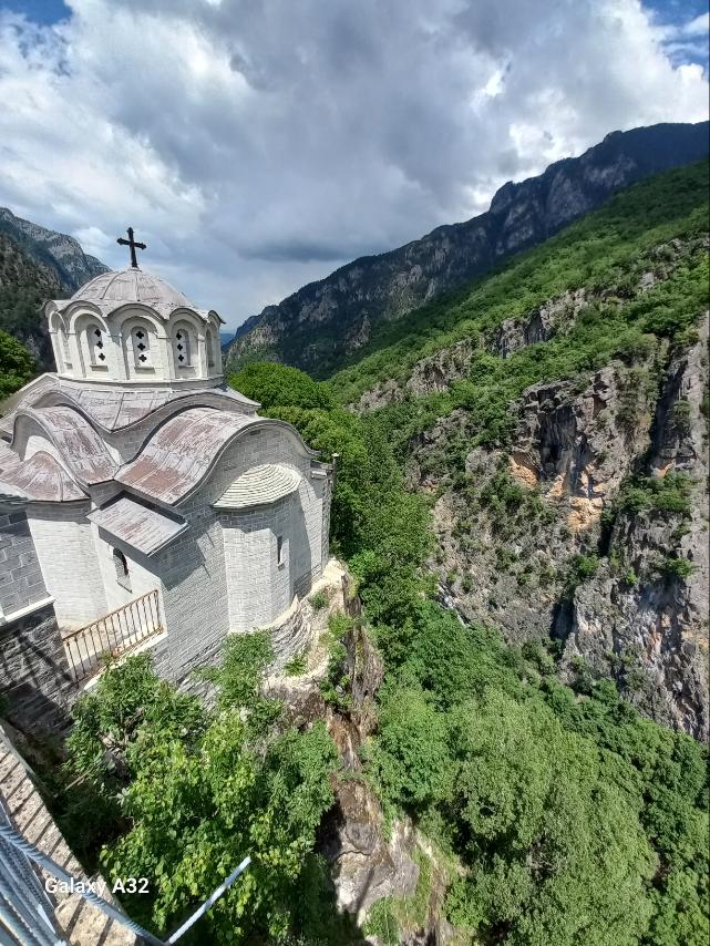 Επιτυχημένη η πεζοπορία στην Κόνιτσα – Ι. Μονή Στομίου της Ορειβατικής Λέσχης Καλαμπάκας — φωτογραφία 4