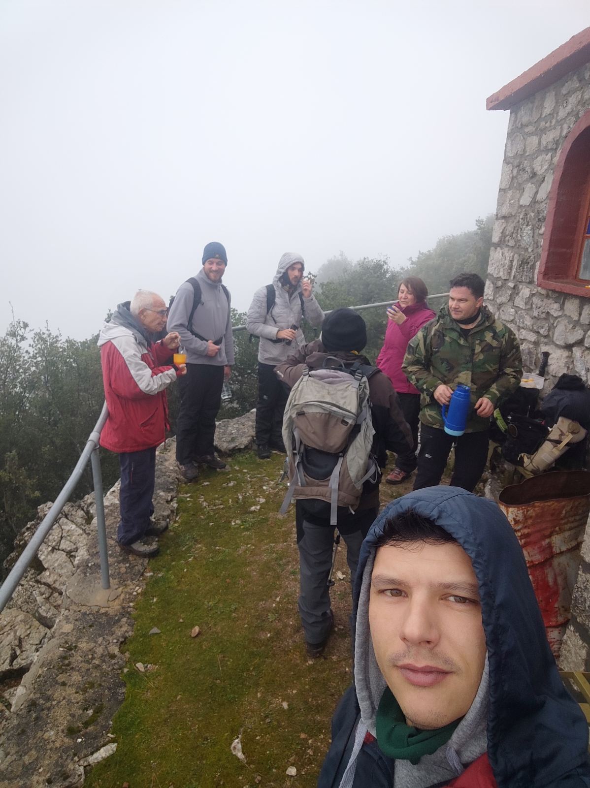 Η Ορειβατική Λέσχη Καλαμπάκας συμμετείχε στην Πανθεσσαλική Κοινή Ανάβαση στο Σμόκοβο — φωτογραφία 7
