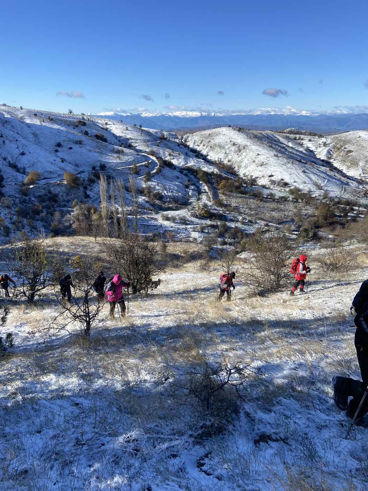 Με επιτυχία πραγματοποιήθηκε η πεζοπορία της Ορειβατικής Λέσχης Καλαμπάκας στο Μαυρέλι — φωτογραφία 8