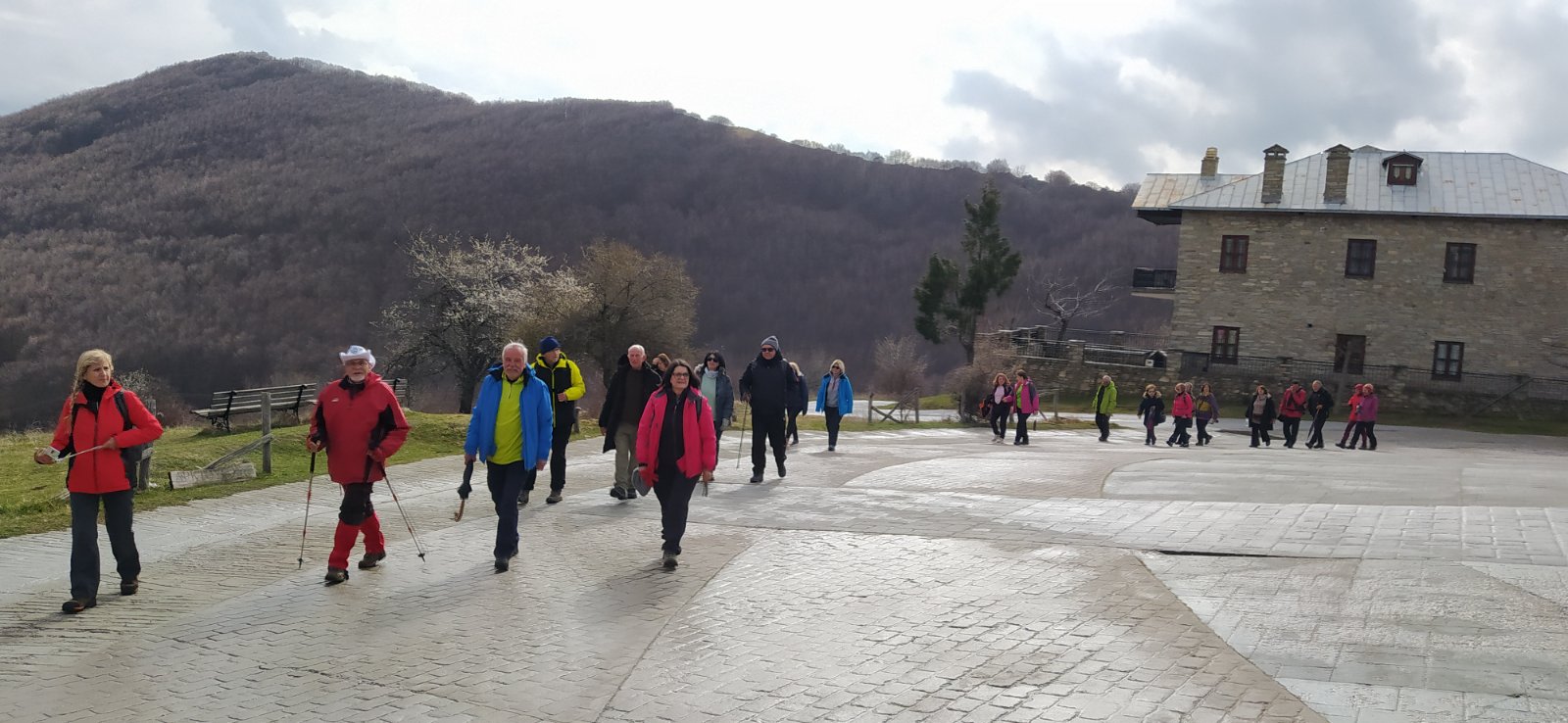 Περιήγηση στο Νυμφαίο πραγματοποίησε η Ορειβατική Λέσχη Καλαμπάκας — φωτογραφία 8