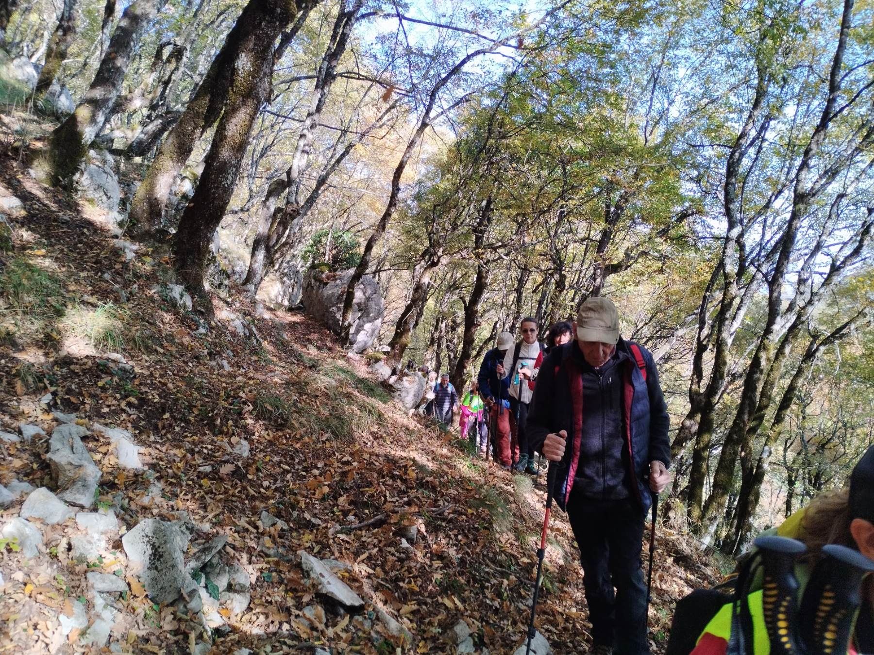 Πεζοπορία στην Κόρη (Τρύπιο Λιθάρι) πραγματοποίησε η Ο.Λ.Κ. — φωτογραφία 2