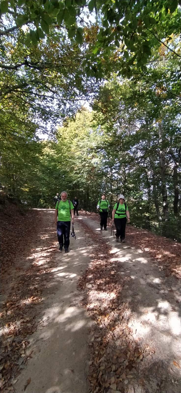 Στην κορυφή Μαμαλή (1.420μ.) η Ορειβατική Λέσχη Καλαμπάκας — φωτογραφία 16