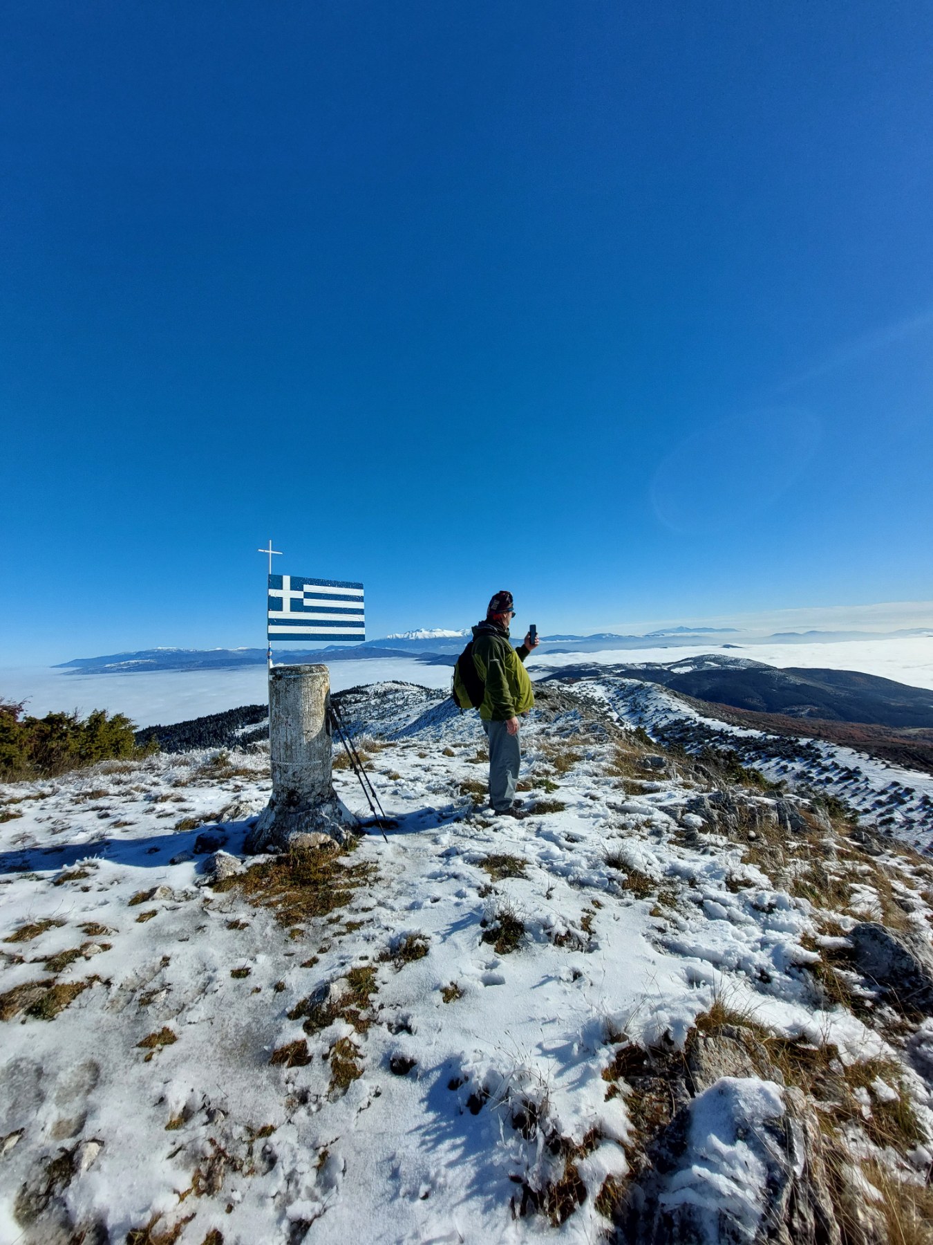 Στην κορυφή Πρίονος (1.616 μ.) η Ο.Λ.Κ. — φωτογραφία 11